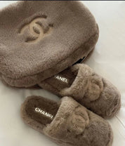 Ciabatte+beauty case C