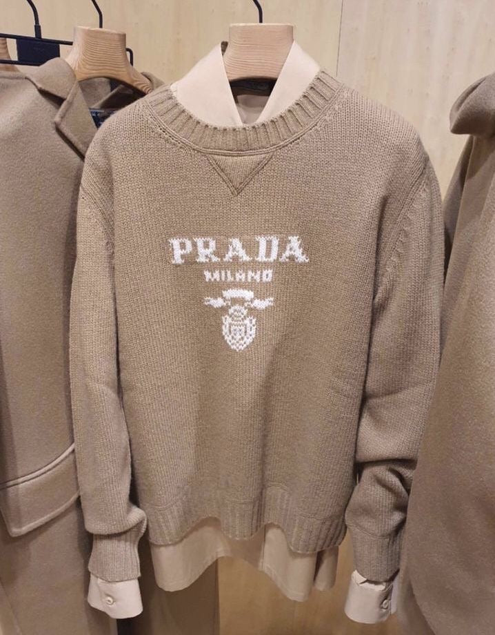 Maglione con finta camicia P